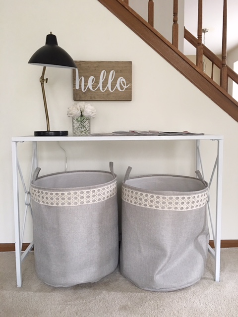 Working from home while raising your kids can be HARD! Check out these tips for work from home moms!