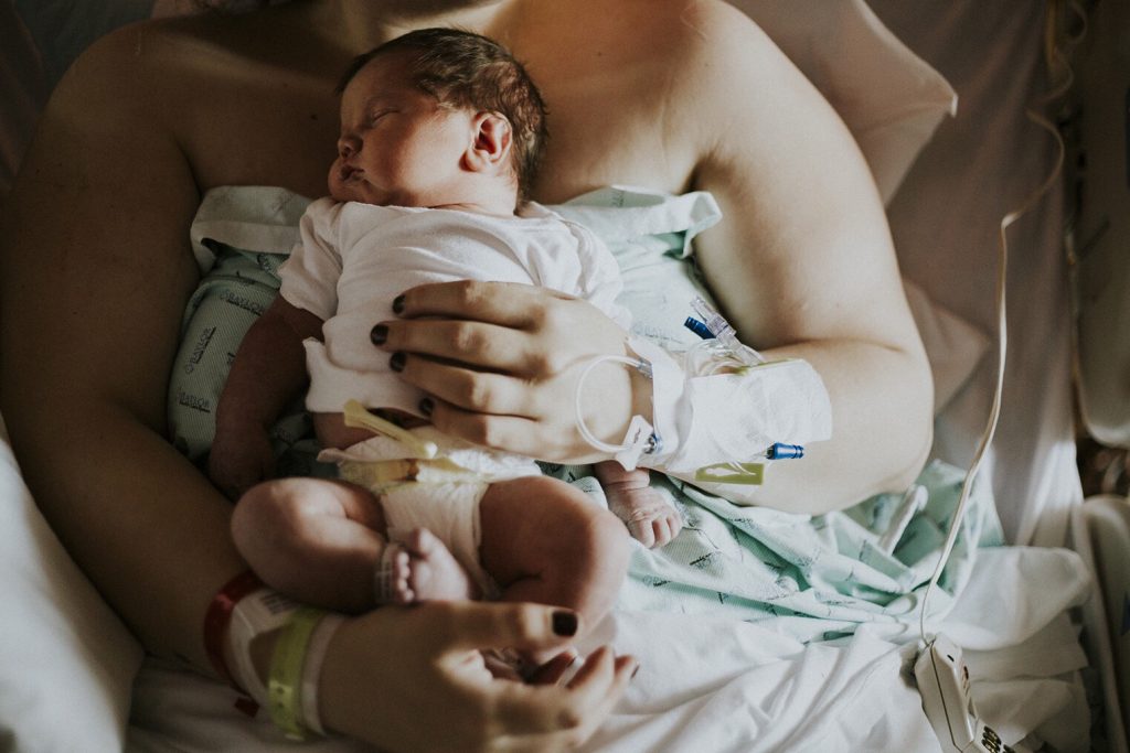 Check out what a day in the life looks like for a photographer momma heading to document a birth!