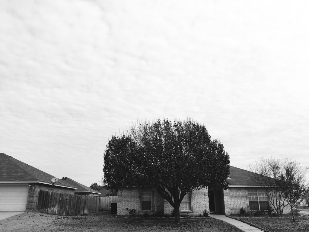 Check out what a day in the life looks like for a photographer momma heading to document a birth!