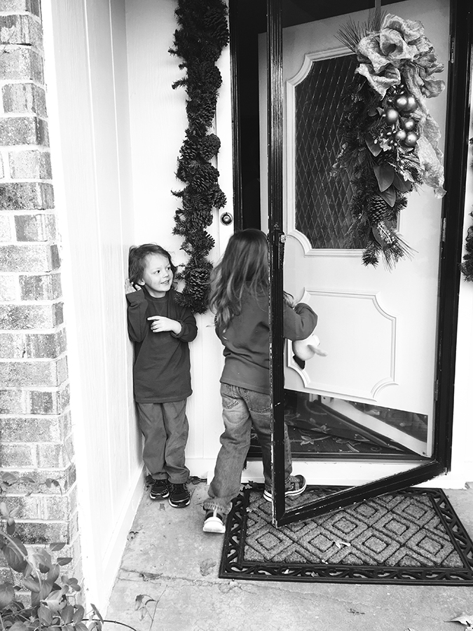 Check out what a day in the life looks like for a photographer momma heading to document a birth!