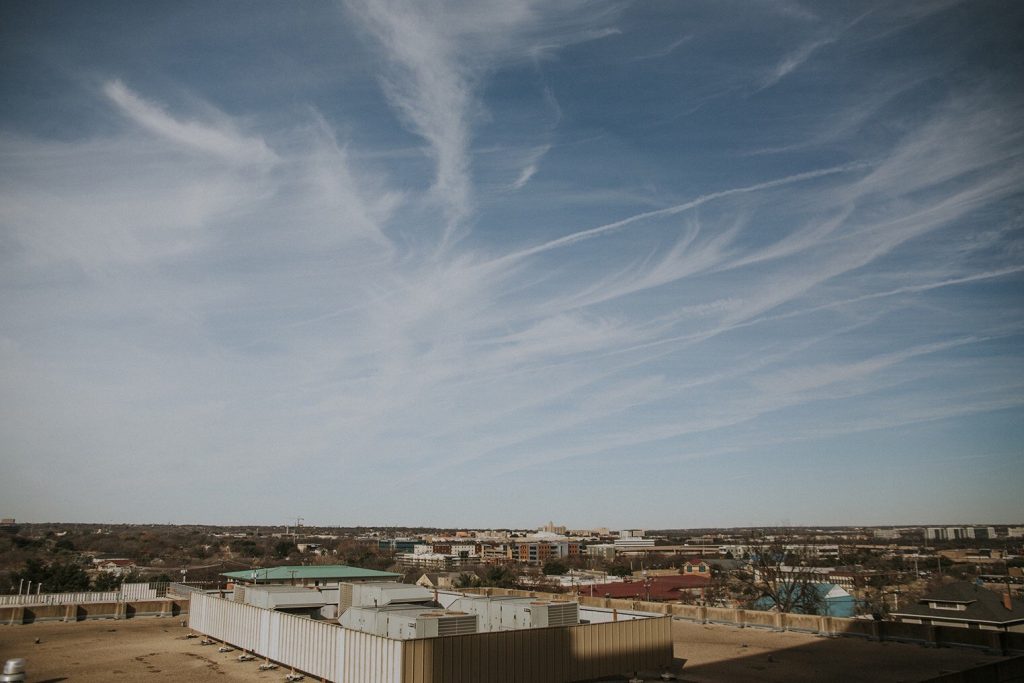 Check out what a day in the life looks like for a photographer momma heading to document a birth!