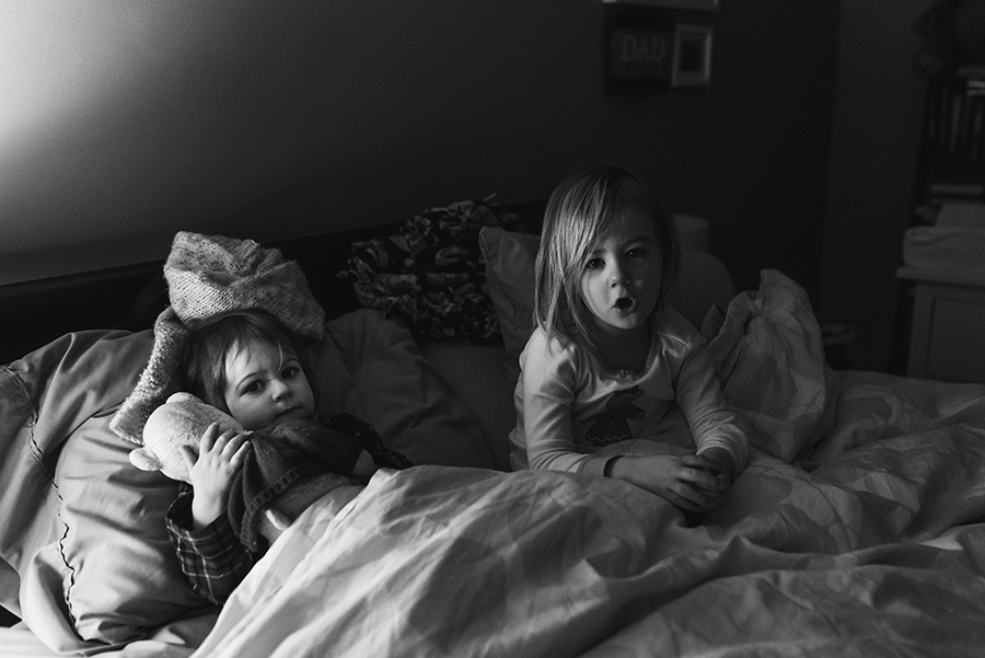 Want to know what a day looks like for a photographer momboss? Check out this day in the life with Kristin of Kristin Cornely Photography!