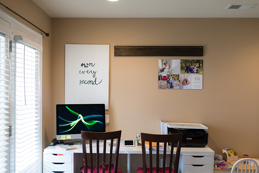 Want to know what a day looks like for a photographer momboss? Check out this day in the life with Kristin of Kristin Cornely Photography!