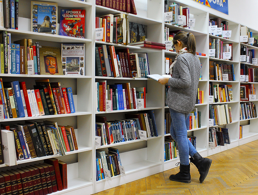 Do you struggle to turn your plans into actions because you spend forever researching and planning and never take action? Check out these tips for overcoming information overload!
