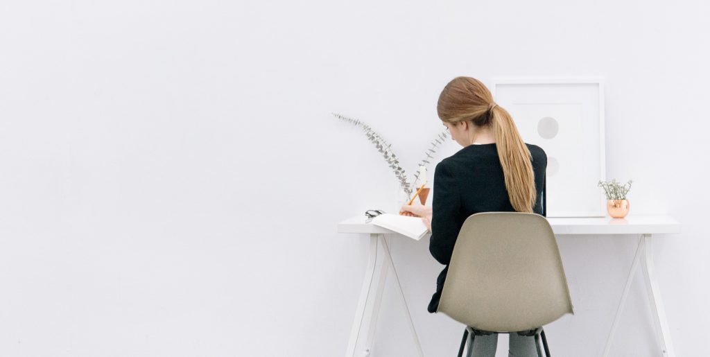 Feeling defeated? Check out these 20 affirmations for women!